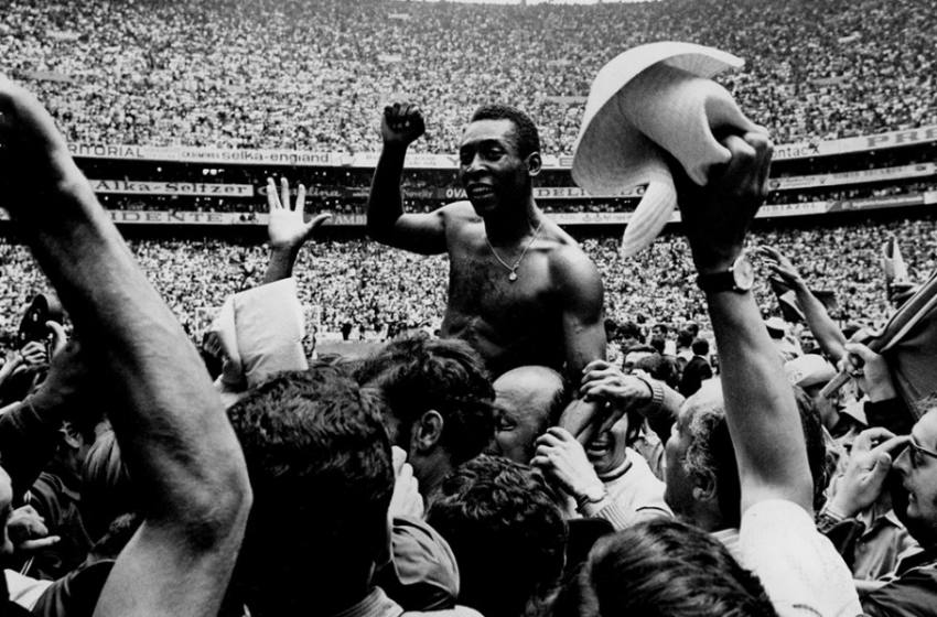  Pelé, o Rei do Futebol, completa 80 anos de vida.
